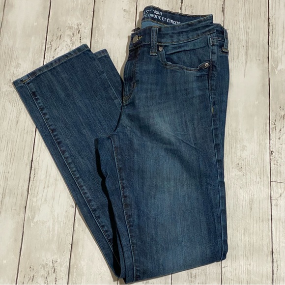 GAP Slim Straight Jeans - Picture 3 of 7